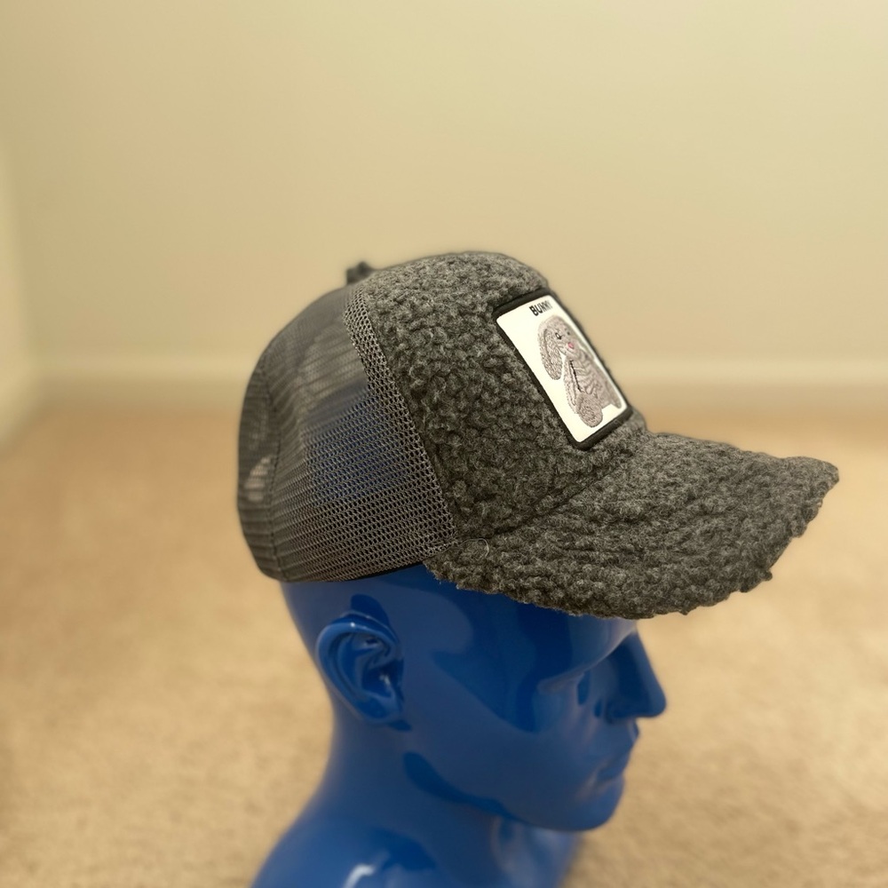 Bunny 🐰 Gray Cap
